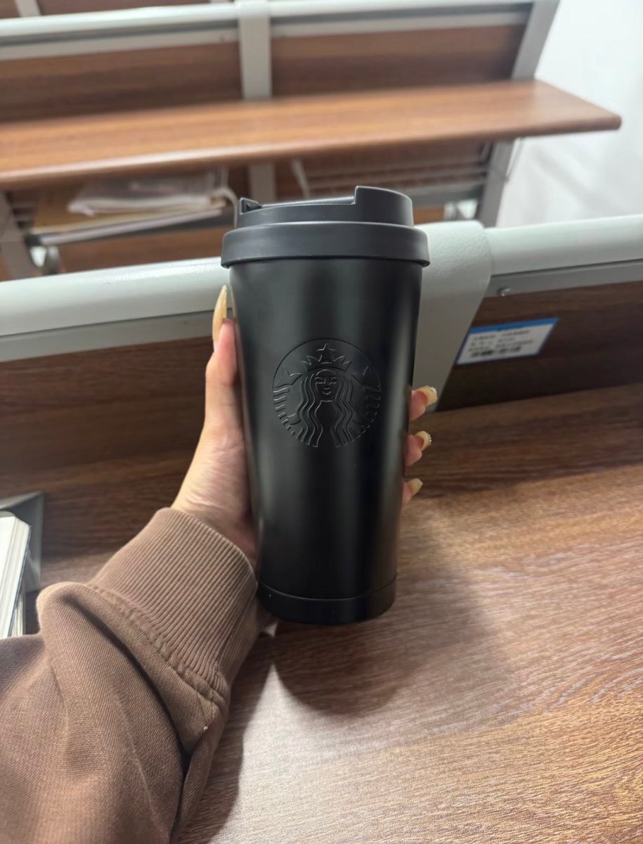 【 亞太區限定 】 Starbucks 黑色經典簡約款｜特別版霧面水杯🖤超高顏值又能方便攜帶！！ - Topickstore
