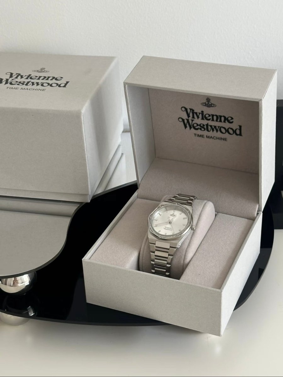 Vivienne Westwood Moonlight 白月光｜清冷感鑲鑽八角手錶 🌙✨ - Topickstore
