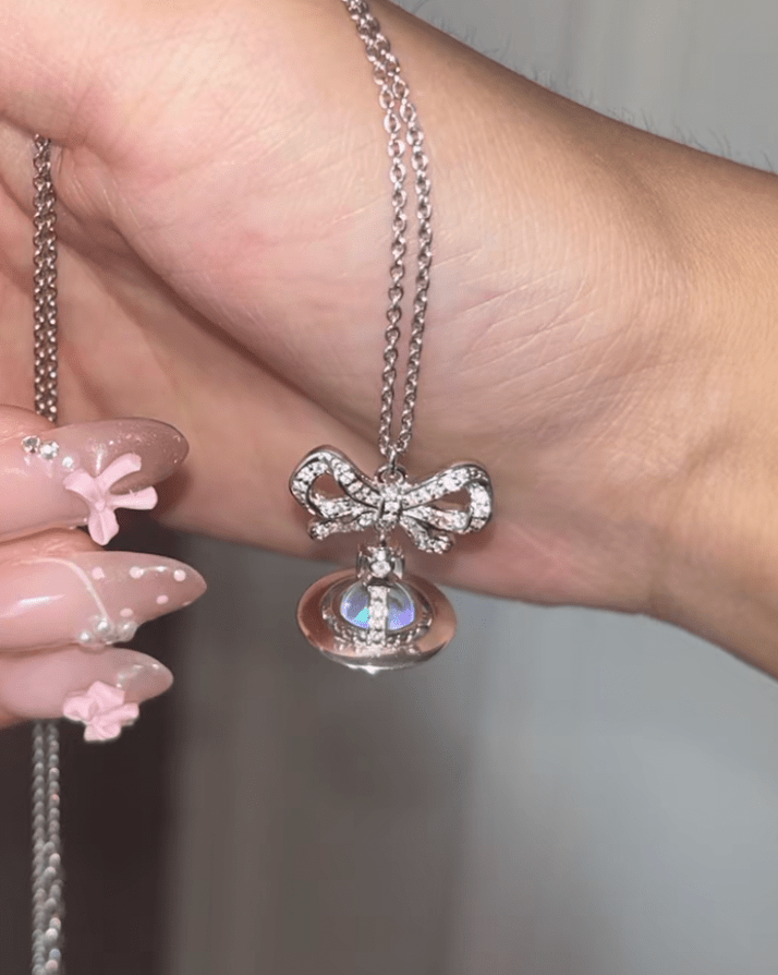 ⁠⁠Vivienne Westwood Octavie Pendant Necklace 英國限定糖果幻彩色🍬純銀蝴蝶結閃鑽鏈🫧超限量發售！！ - Topickstore