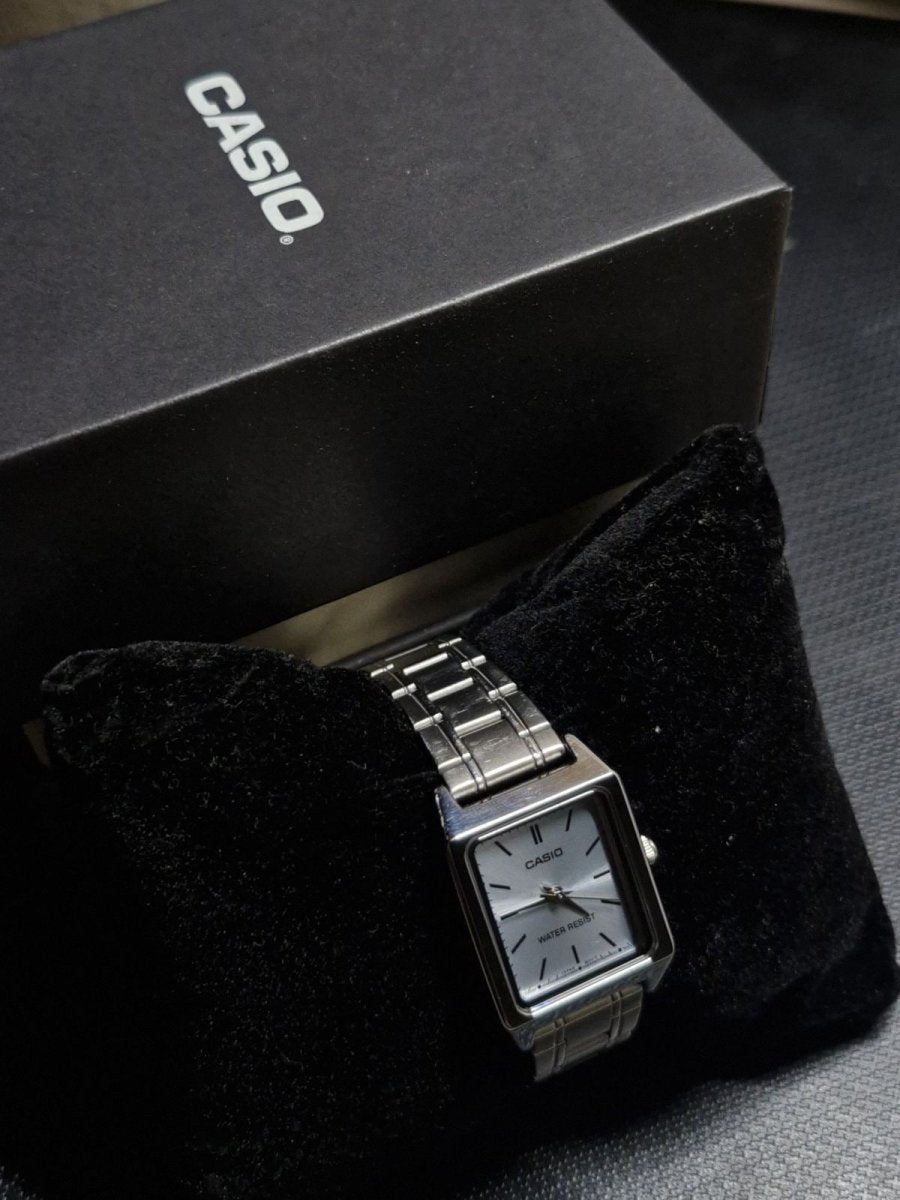 極簡美學天花板！Casio Vintage 復古極簡刻度 小方錶 (金銀兩色) - Topickstore