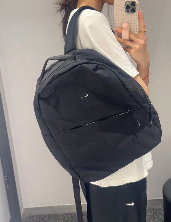 2026春季新款！Nike Aura 24L 立體小勾背包(防水!!) - Topickstore