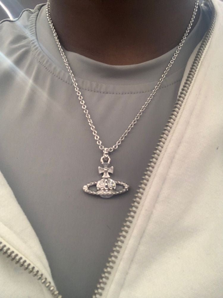Vivienne Westwood Mayfair Bas Relief Pendant Necklace 經典熱賣款🔥｜Babymonster Rami都在戴 - Topickstore