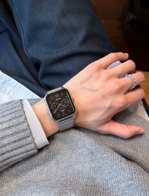 超有質感! Casio 經典月相小方錶 (黑/白兩色)🌙 - TOPICKSTORE