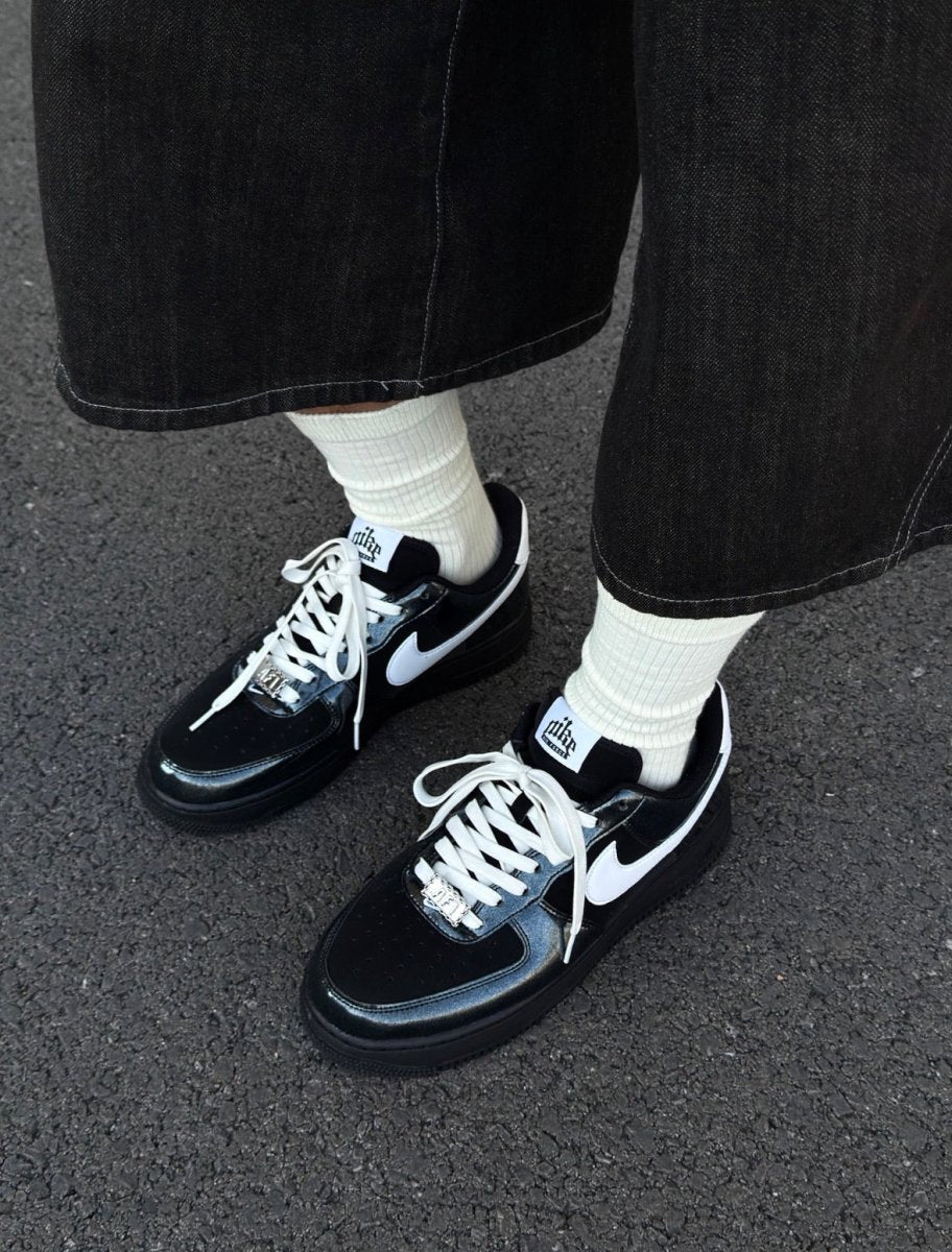 Nike Air Force 1 '07 LV8 限量黑球鞋 - Topickstore