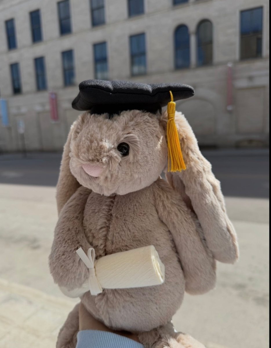 JELLYCAT 畢業兔｜畢業季必備🎓 - Topickstore