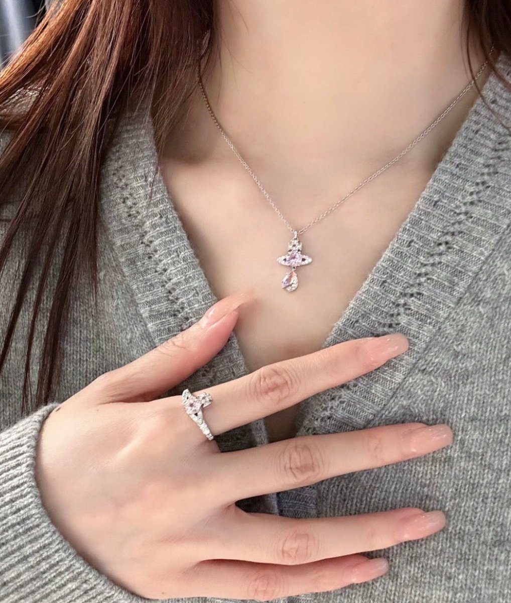 Vivienne Westwood Ismene Necklace 櫻花粉🌸人魚淚閃鑽頸鏈✨ - Topickstore