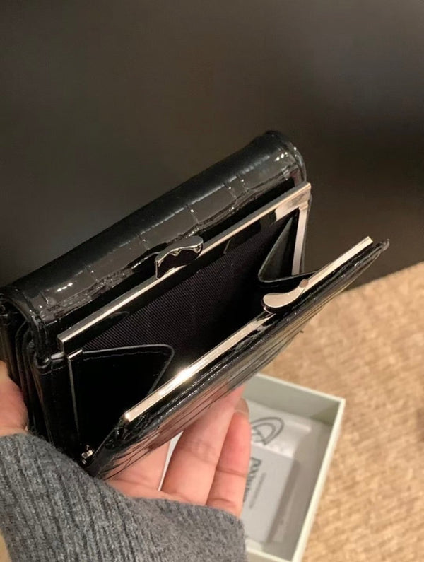 Vivienne Westwood Small Frame Wallet 超難買🥹現貨售完即止‼️新版3D LOGO 黑銀鱷魚皮口金三折銀包 - Topickstore