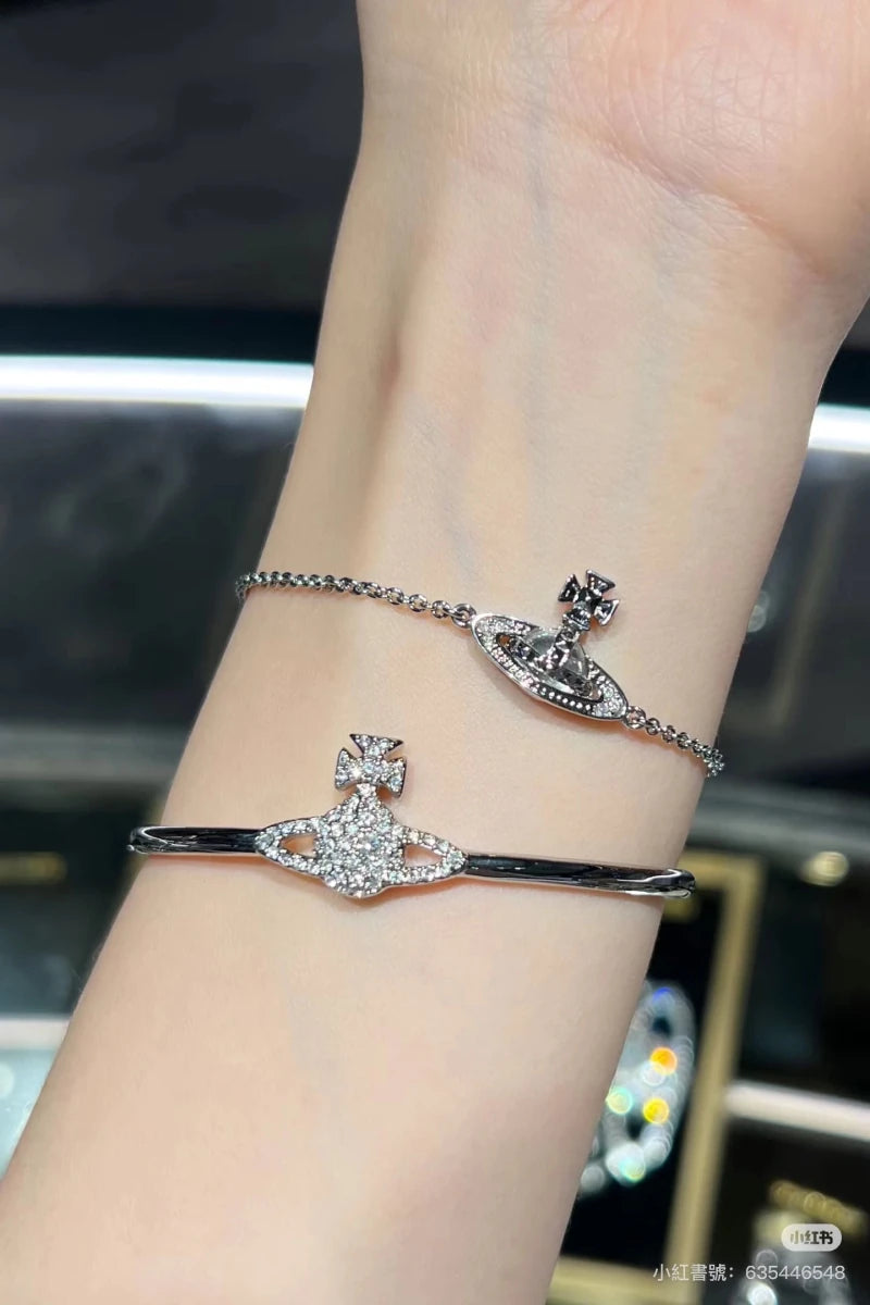 Vivienne Westwood Grace Bas Relief ✨超閃土星滿鑽手鐲🪐 - Topickstore