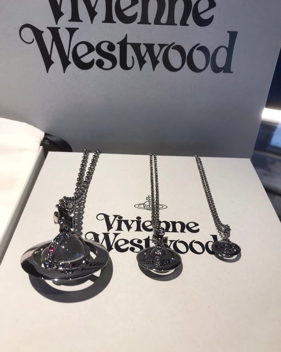 Vivienne Westwood ORB Pendant Necklace 暗灰色🖤 - Topickstore