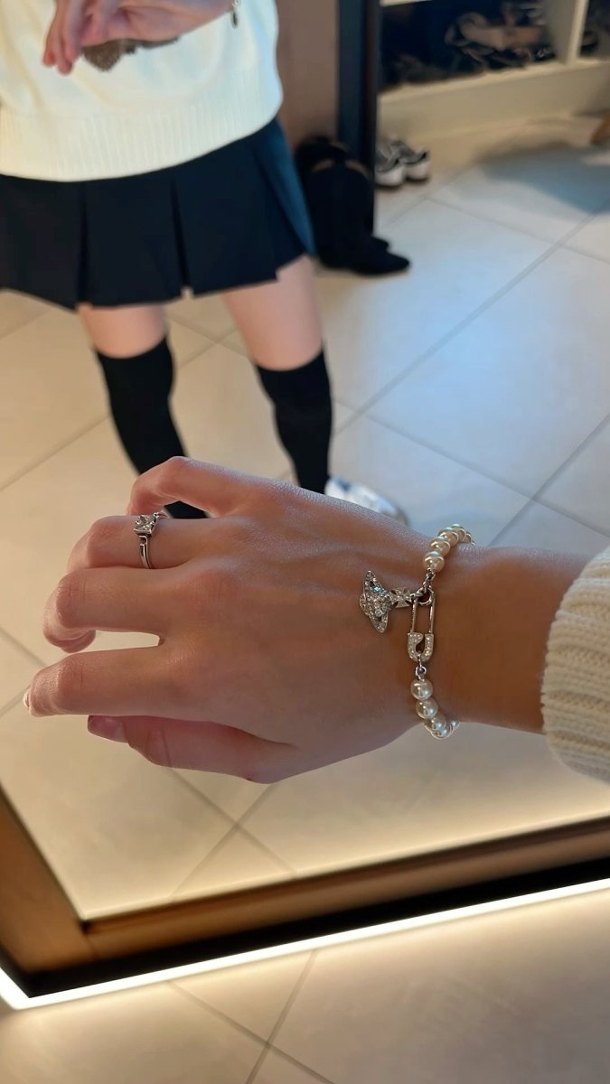 Vivienne Westwood Lucrece Orb 扣針款珍珠項鍊｜[Blackpink Jennie同款!!!] - Topickstore