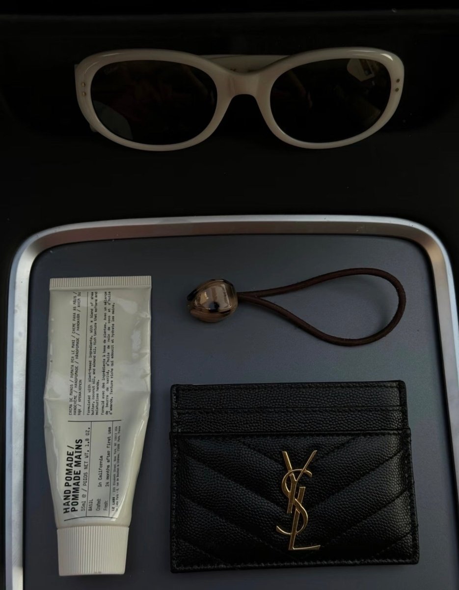 YSL CASSANDRE MATELASSÉ 經典粒面皮革卡套 - Topickstore