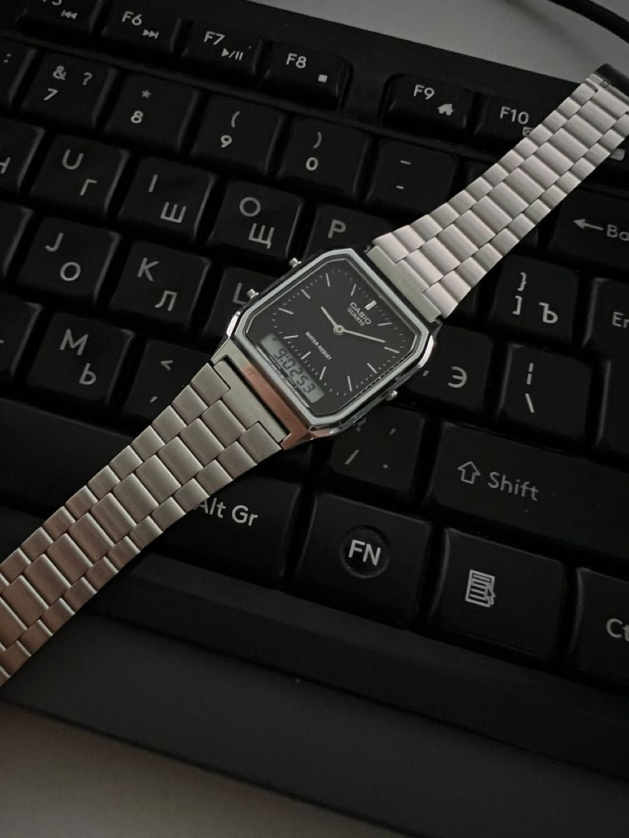 Casio 復古雙顯AQ-230A 銀白黑(3色) 情侶手錶首選!! - Topickstore