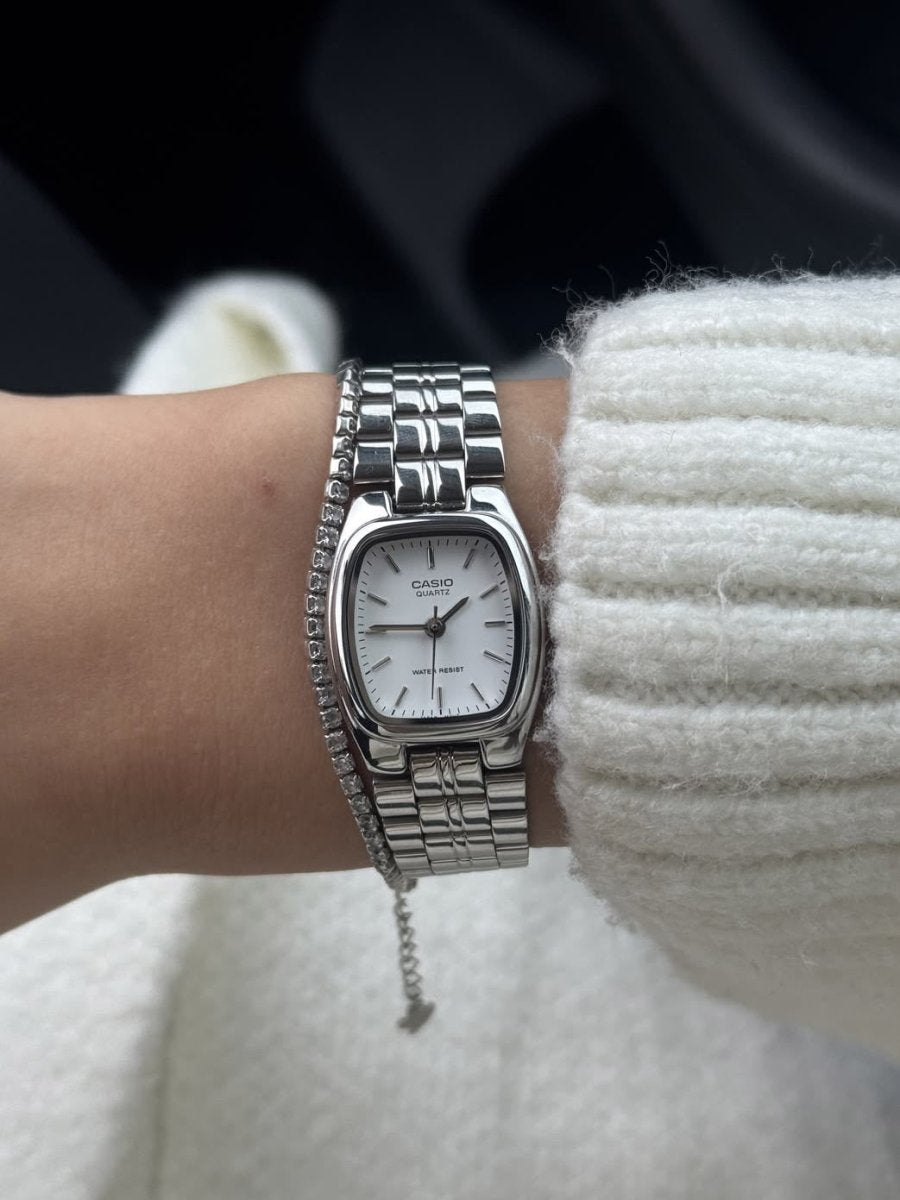 Casio Classic Silver 復古氣質小鋼錶(黑白兩色) - Topickstore