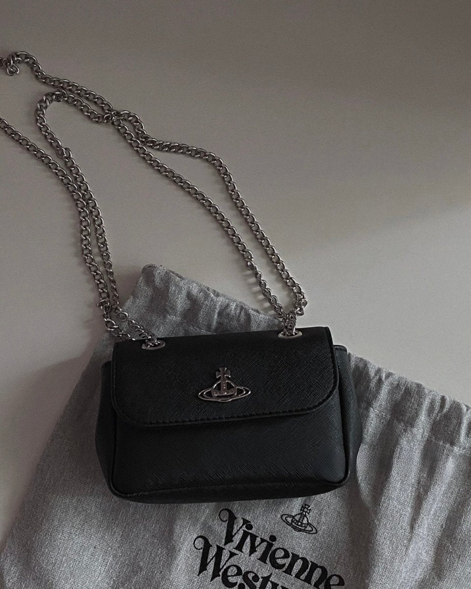 女神必備 💓 Vivienne Westwood Small Derby Bag 十字紋小黑包🖤金銀兩色袋 - Topickstore