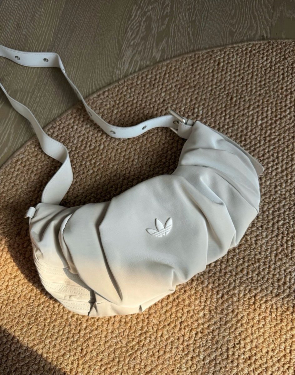 ADIDAS 3WAY SHOULDER BAG 超軟熟餃子皮袋｜韓系鬆弛感 - Topickstore