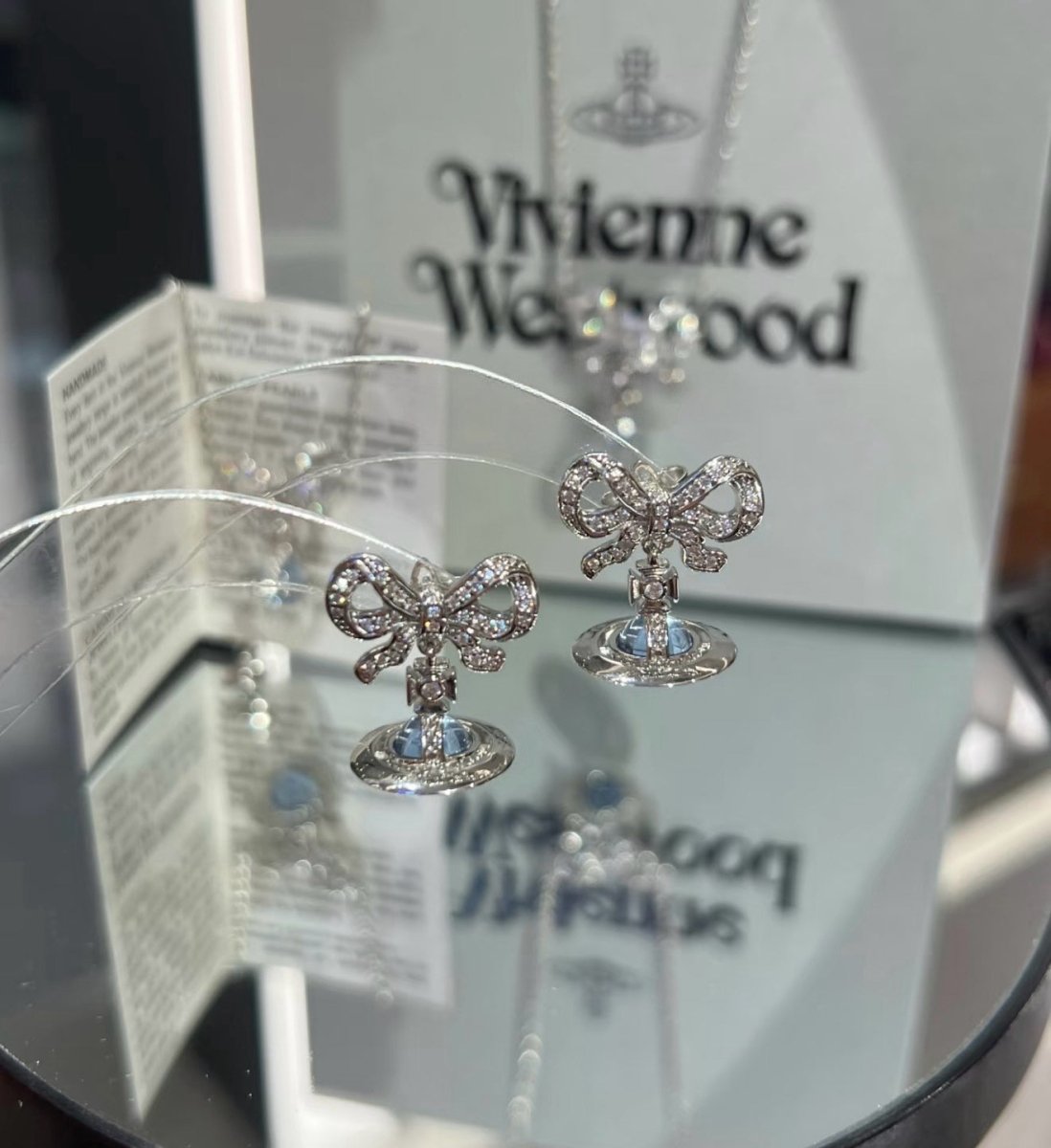 ⁠⁠Vivienne Westwood Octavie Pendant Earrings 純銀蝴蝶結閃鑽耳環 (最熱賣3色入) - Topickstore