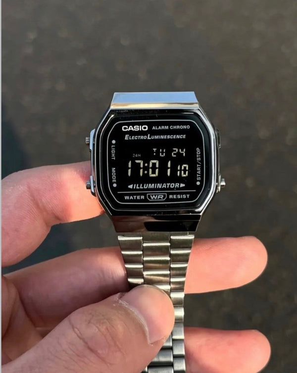 黑魂必入！Casio 極簡復古全黑反顯手錶 - Topickstore