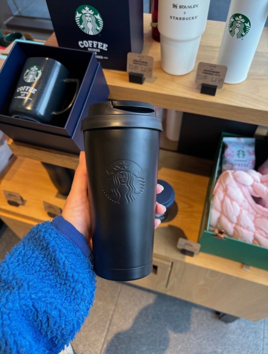 【 亞太區限定 】 Starbucks 黑色經典簡約款｜特別版霧面水杯🖤超高顏值又能方便攜帶！！ - Topickstore