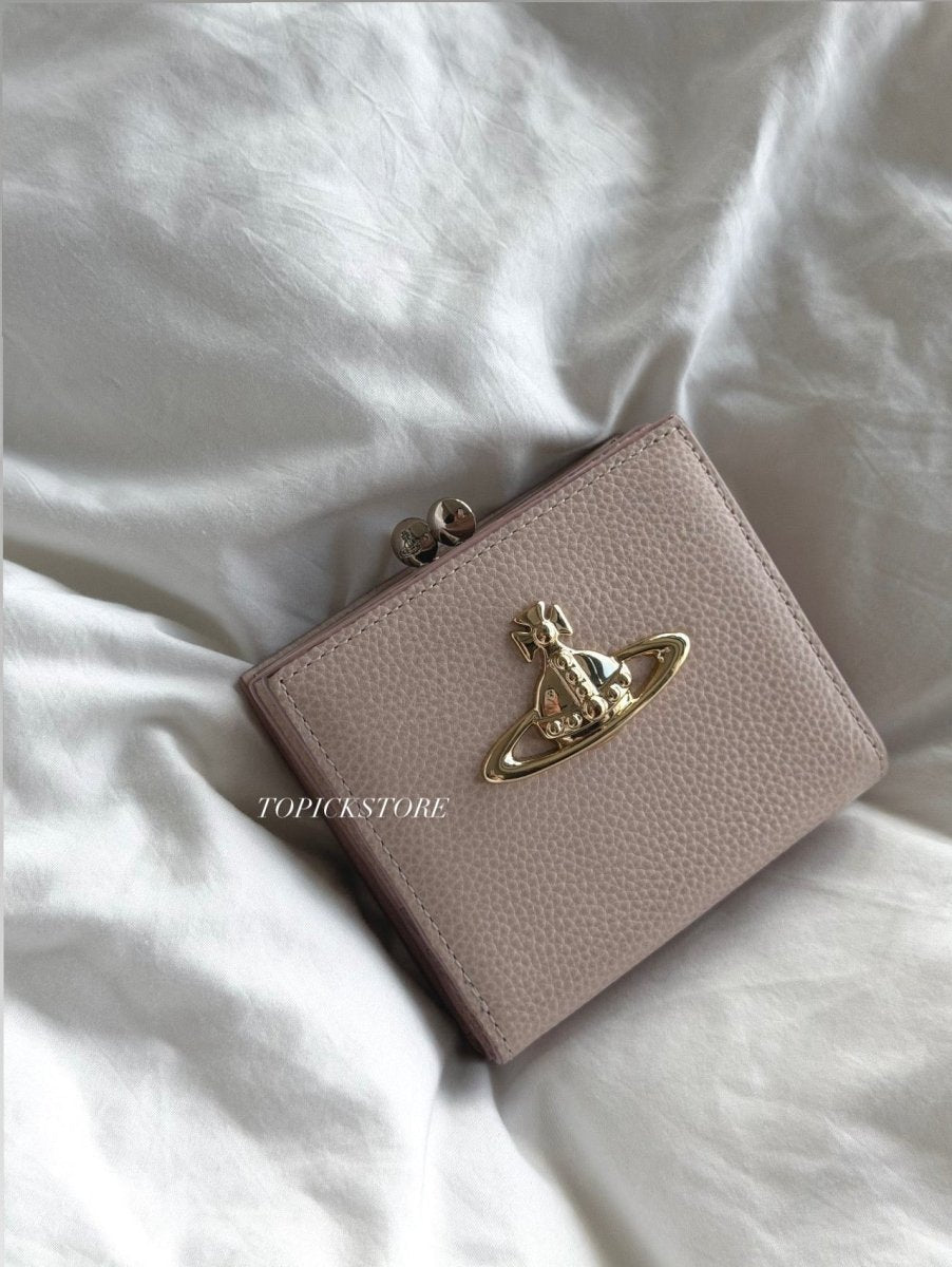 【日本限定】 Vivienne Westwood 熱賣款櫻花粉🌸小方形銀包 - Topickstore