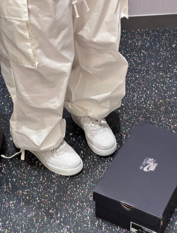 🦴 柔霧天花板！Nike Air Force 1 '07 "Light Bone/White" 全麂皮米灰女鞋 ✨ - Topickstore