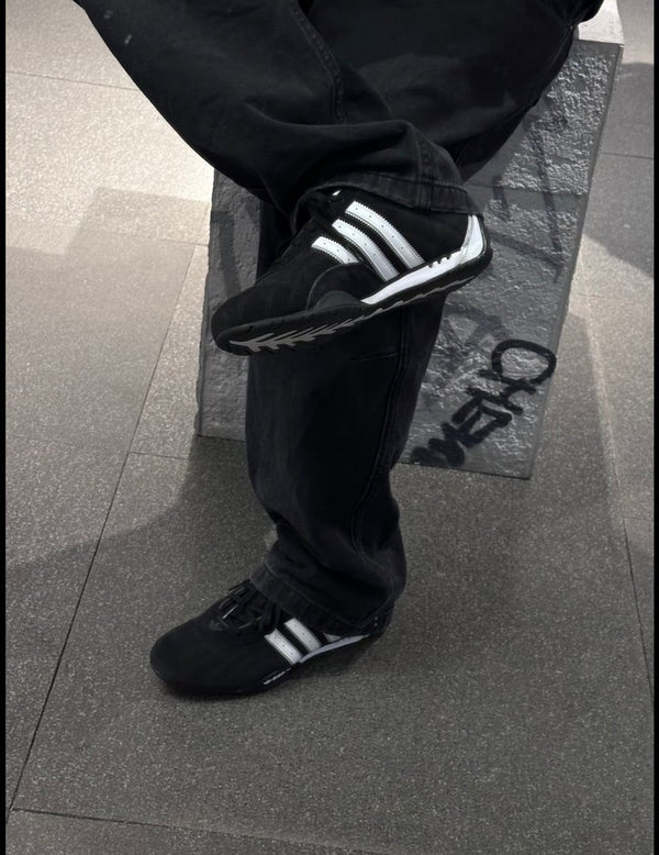 Adidas Originals Adi Racer Lo 經典黑色麂皮鞋 - Topickstore