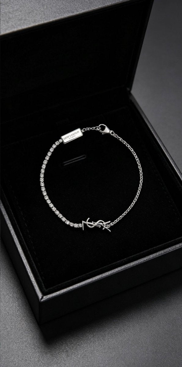 Saint Laurent Cassandre |YSL 經典字母半鑽手鏈✨兩隻色都超級好睇 !! - Topickstore