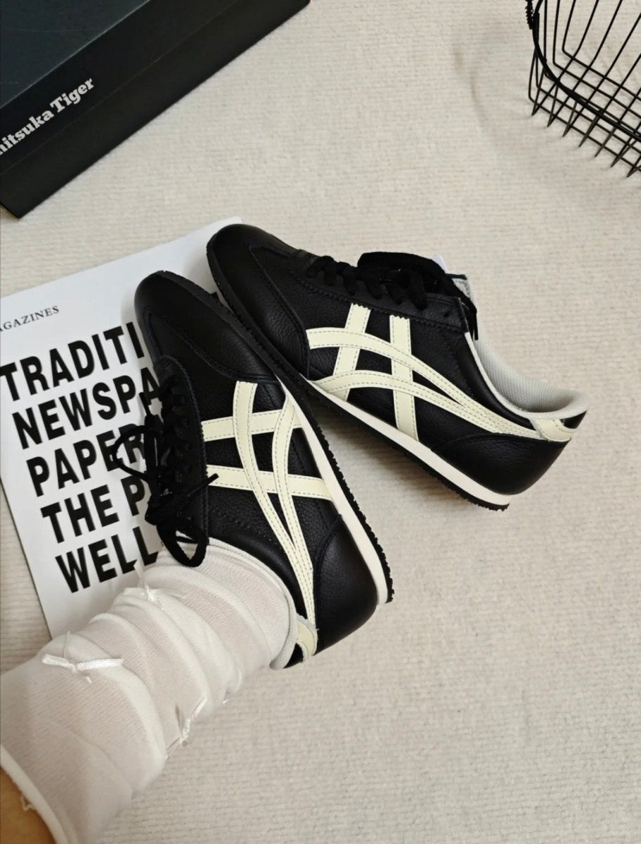 🤍 穿搭人鞋櫃常駐！Onitsuka Tiger 鬼塚虎復古德訓鞋（米白黑焦糖底）✨ - Topickstore