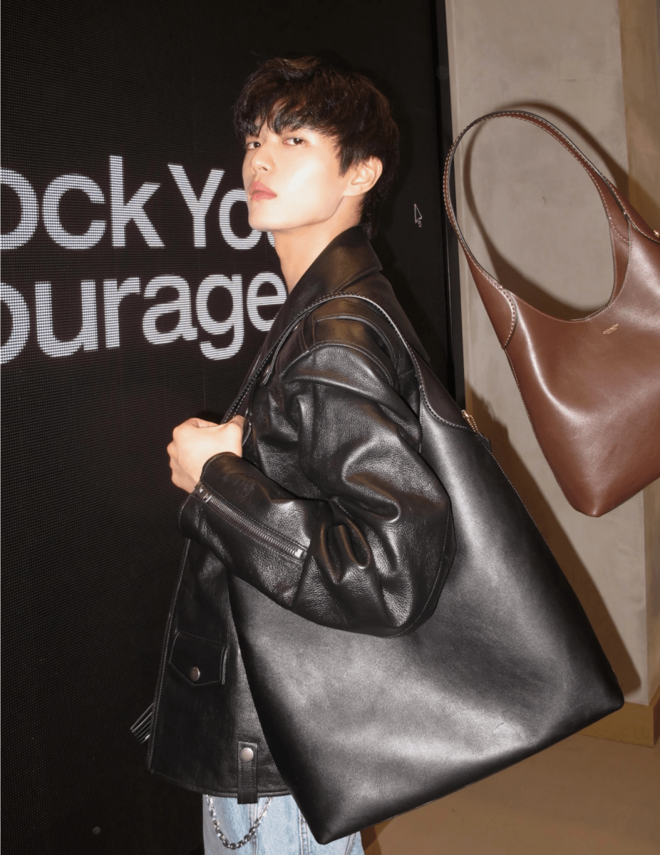 Coach Brooklyn Shoulder Bag 39 | 超大容量 ITZY彩領日常都在用!! - Topickstore