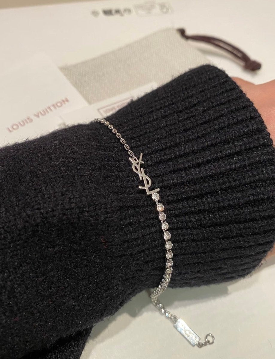 Saint Laurent Cassandre |YSL 經典字母半鑽手鏈✨兩隻色都超級好睇 !! - Topickstore
