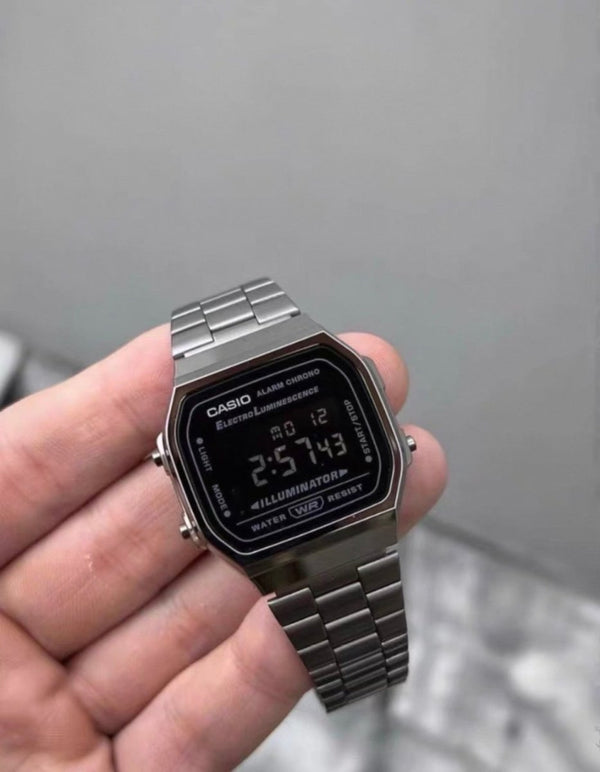 黑魂必入！Casio 極簡復古全黑反顯手錶 - Topickstore
