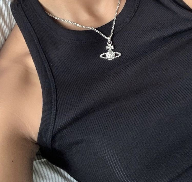 Vivienne Westwood Mayfair Bas Relief Pendant Necklace 經典熱賣款🔥｜Babymonster Rami都在戴 - Topickstore