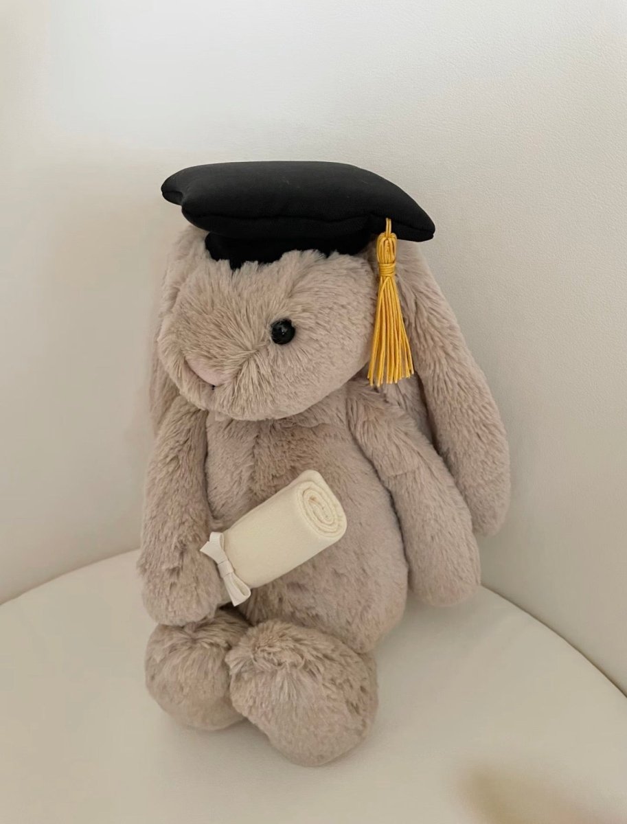 JELLYCAT 畢業兔｜畢業季必備🎓 - Topickstore