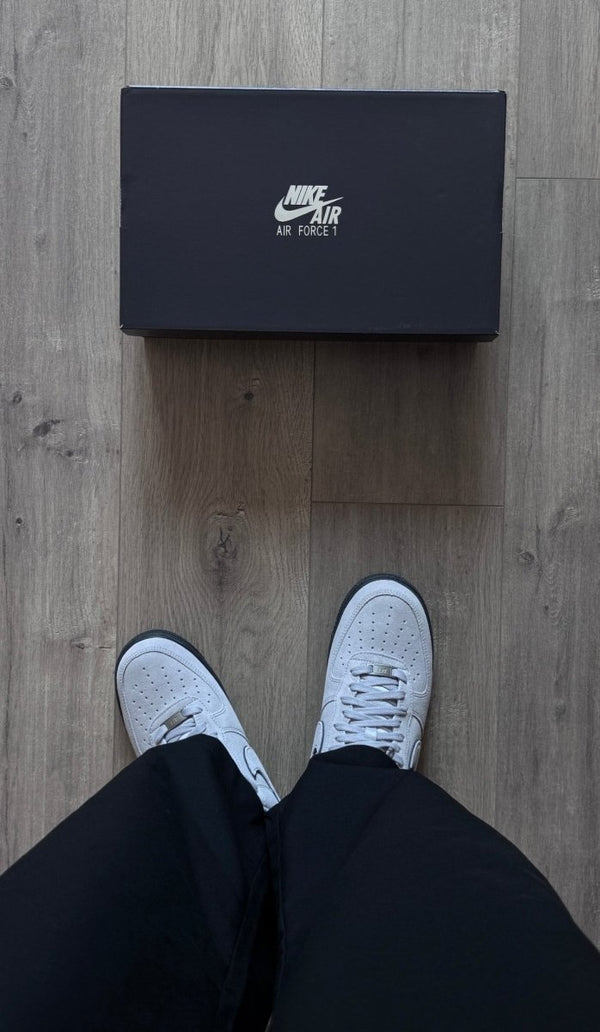 Nike 經典灰色麂皮Air Force 1 '07 LV8球鞋 - Topickstore