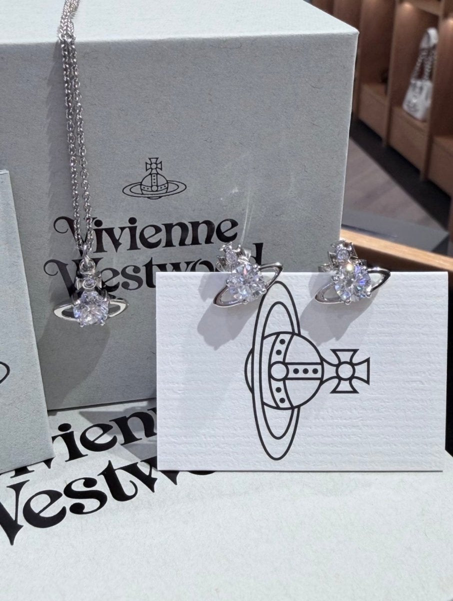 Vivienne Westwood Reina 純銀白鑽戒指 | 屬於女生的浪漫 - Topickstore