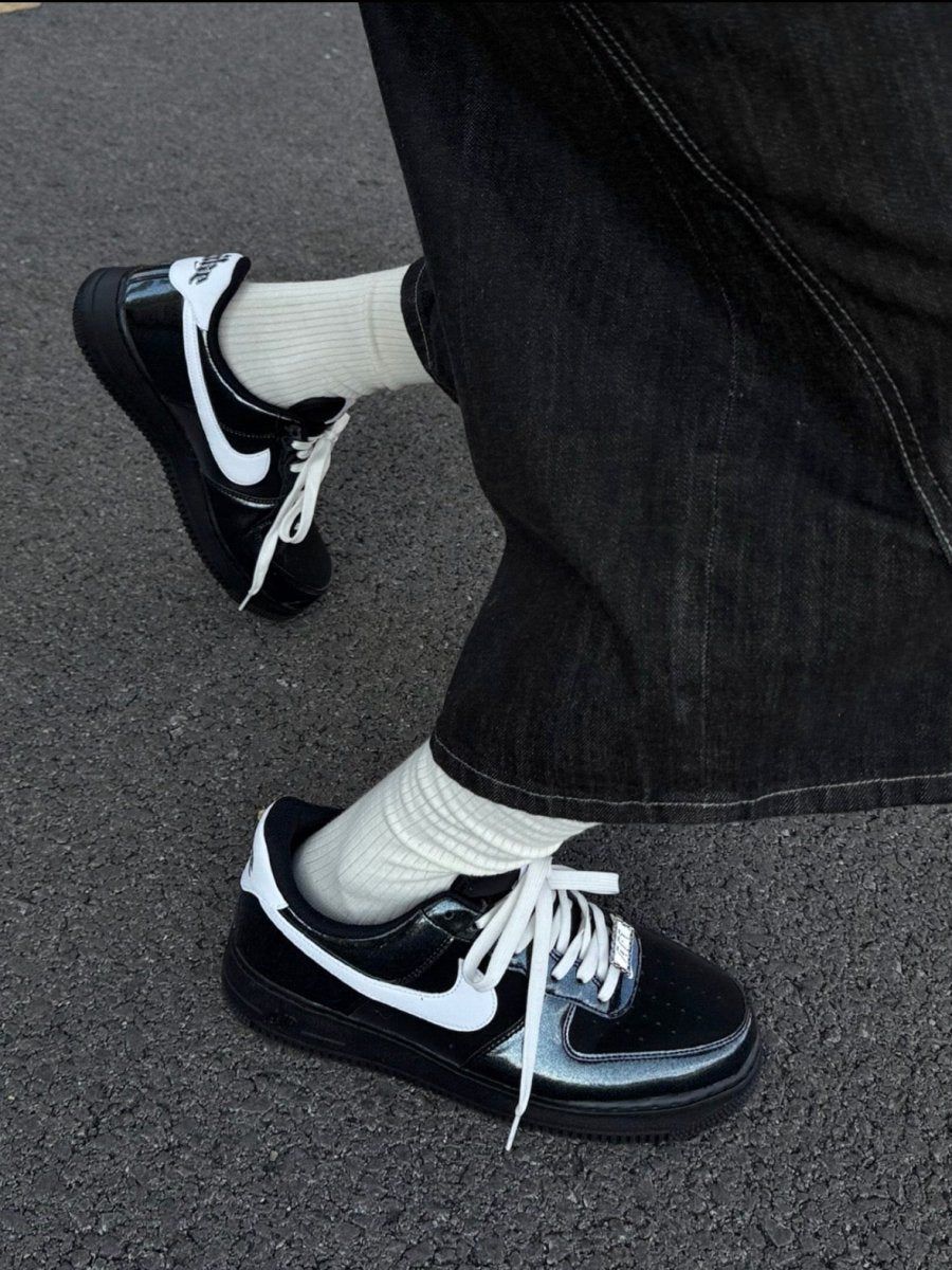 Nike Air Force 1 '07 LV8 限量黑球鞋 - Topickstore