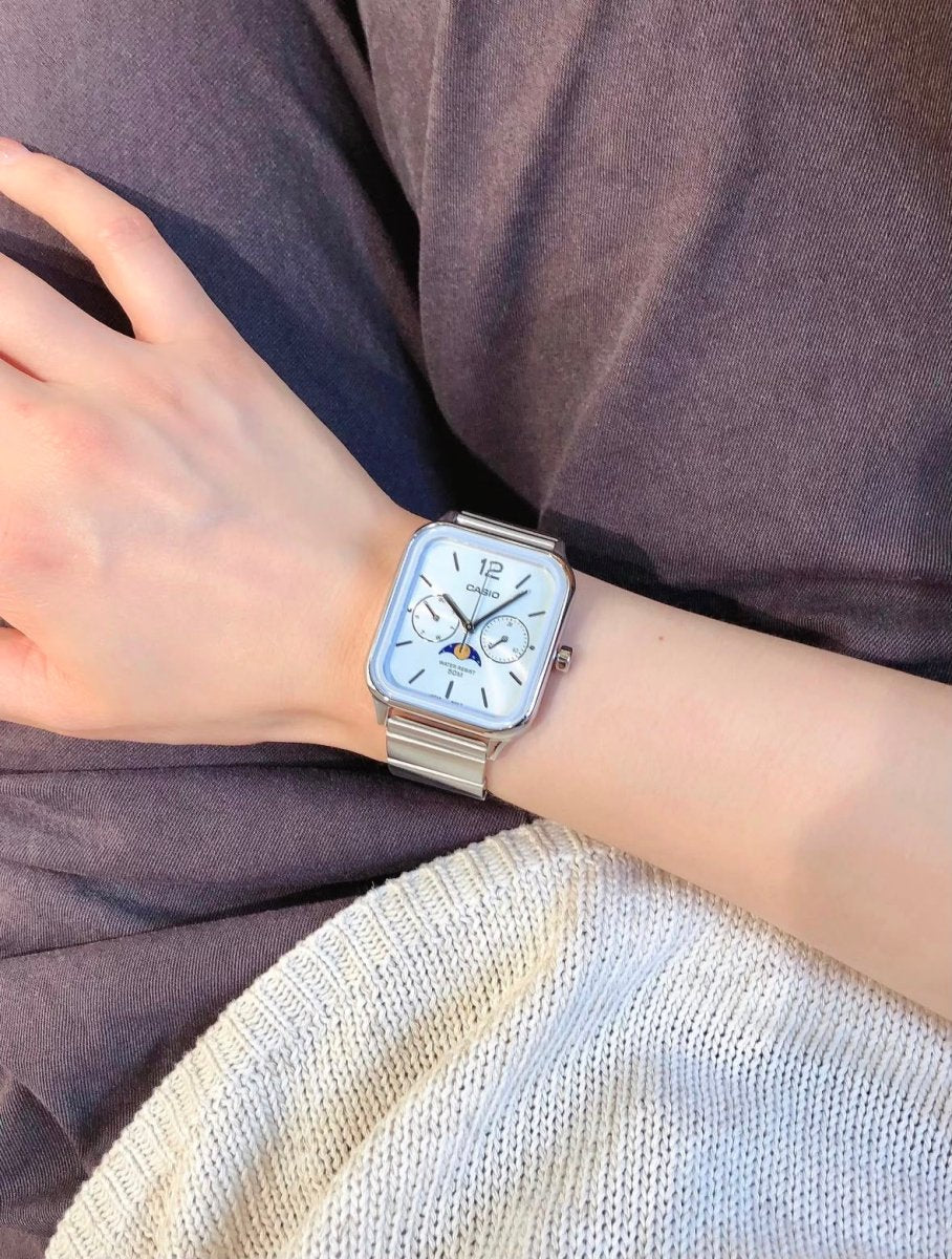 超有質感! Casio 經典月相小方錶 (黑/白兩色)🌙 - TOPICKSTORE