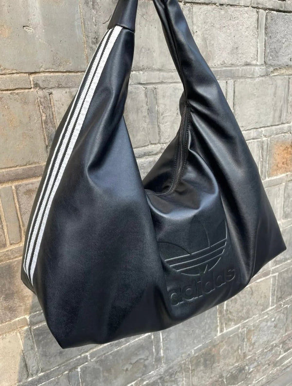 ADIDAS ORIGINALS 皮革大雲朵包 大容量單肩袋｜韓系鬆弛感 - Topickstore