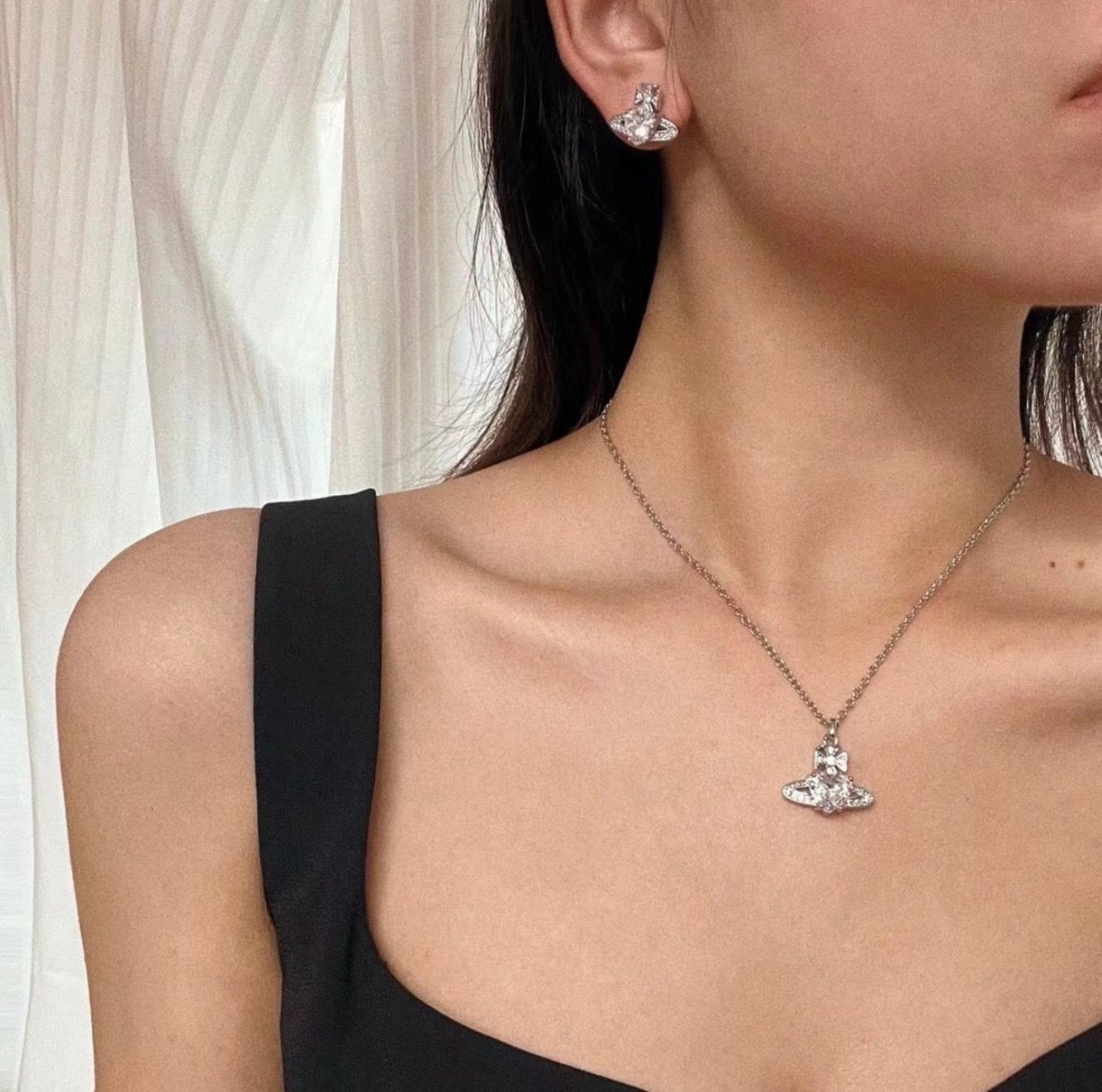 (送禮首選!!)Vivienne Westwood 心形閃鑽 Ariella 系列 - Topickstore