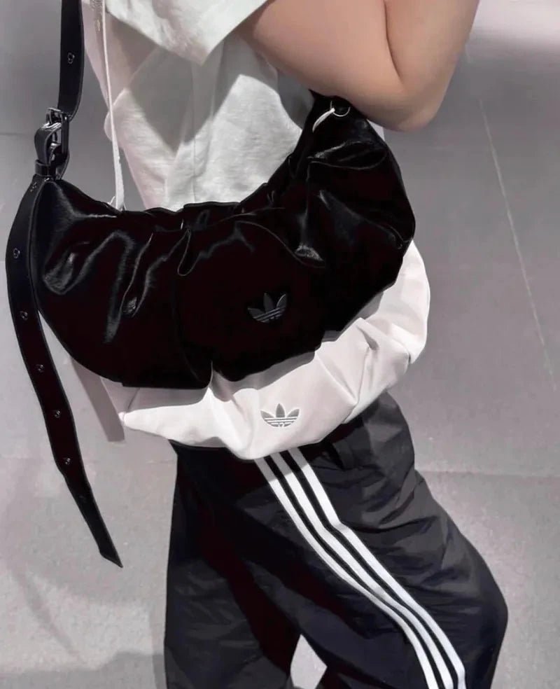 ADIDAS 3WAY SHOULDER BAG 超軟熟餃子皮袋｜韓系鬆弛感 - Topickstore
