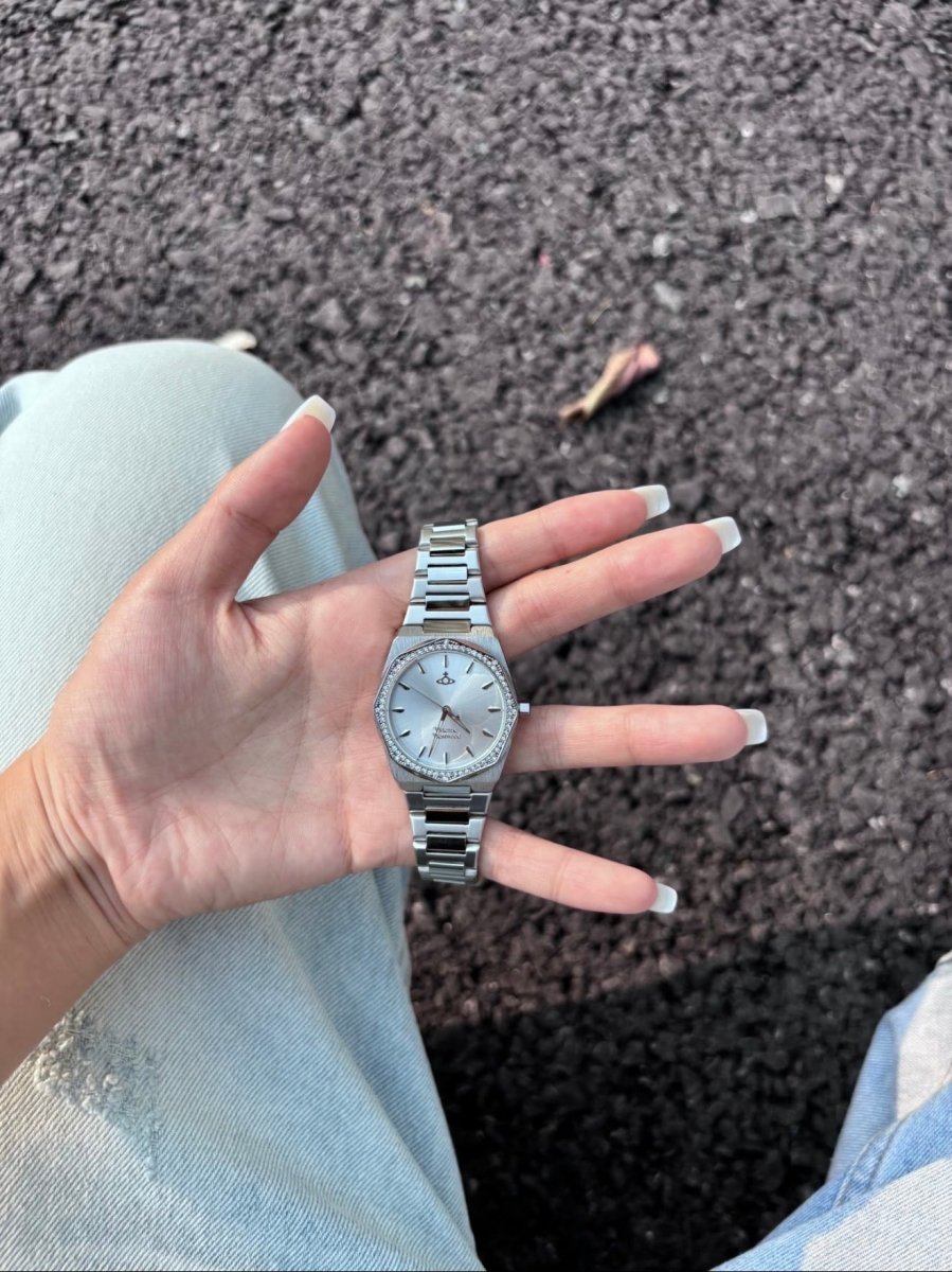 Vivienne Westwood Moonlight 白月光｜清冷感鑲鑽八角手錶 🌙✨ - Topickstore