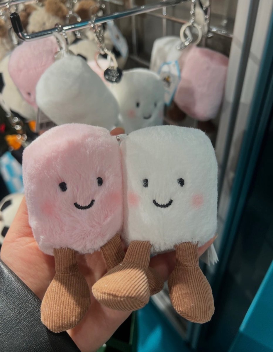 JELLYCAT Pair of marshmallows bag charm｜超可愛棉花糖鎖匙扣🩷🤍 - Topickstore