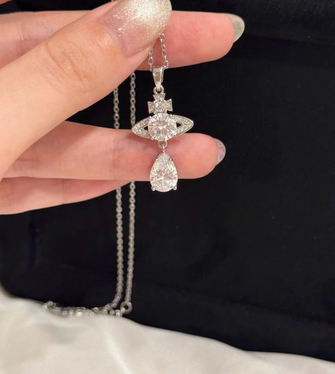 Vivienne Westwood Ismene Necklace 女神氣質款✨💓銀白閃鑽人魚淚 - Topickstore