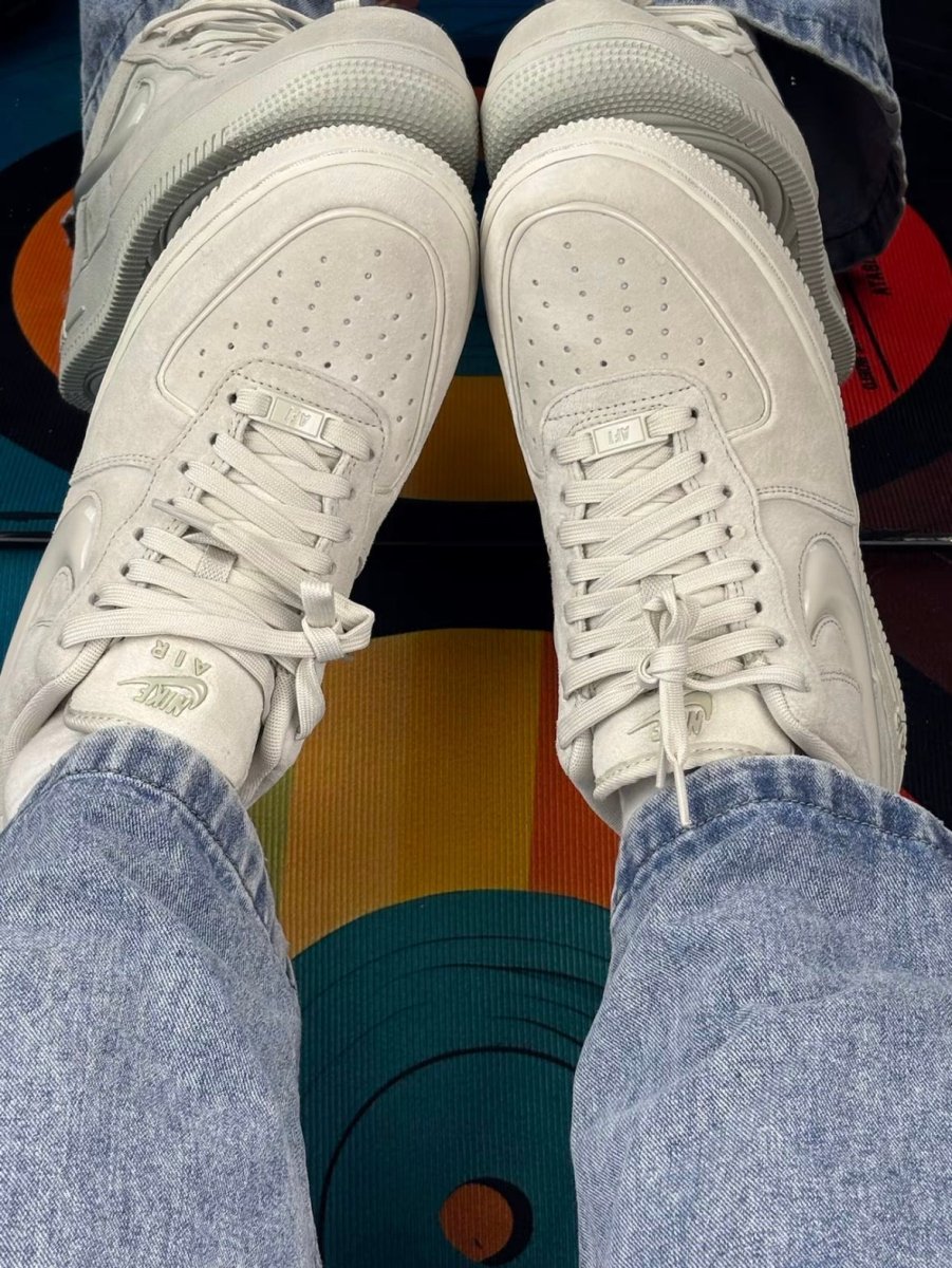 🦴 柔霧天花板！Nike Air Force 1 '07 "Light Bone/White" 全麂皮米灰女鞋 ✨ - Topickstore