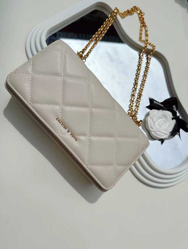 Charles & Keith Paffuto 經典菱格紋鍊條長銀包 - Topickstore