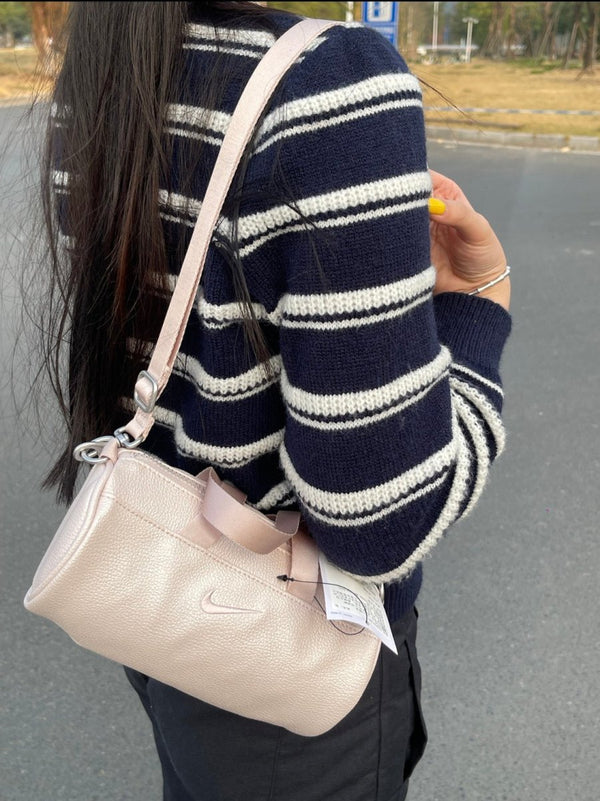 Nike Clash Mini Barrel Bag 馬年限定珠光粉圓筒包✨ - Topickstore
