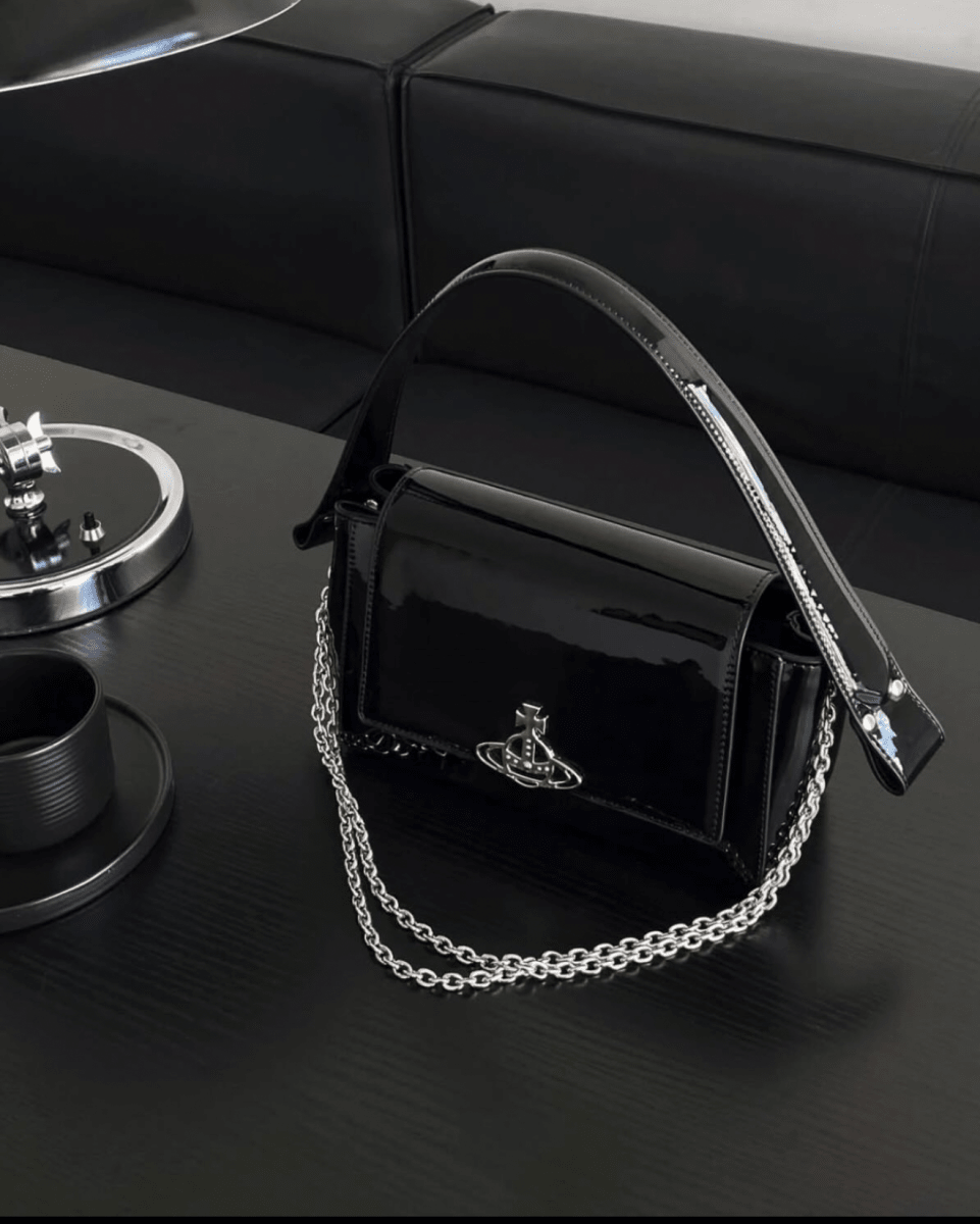 Vivienne Westwood Hazel Bag 頂級亮面漆皮黑色手袋🖤✨ - Topickstore