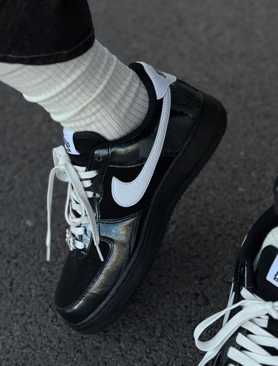 Nike Air Force 1 '07 LV8 限量黑球鞋 - Topickstore