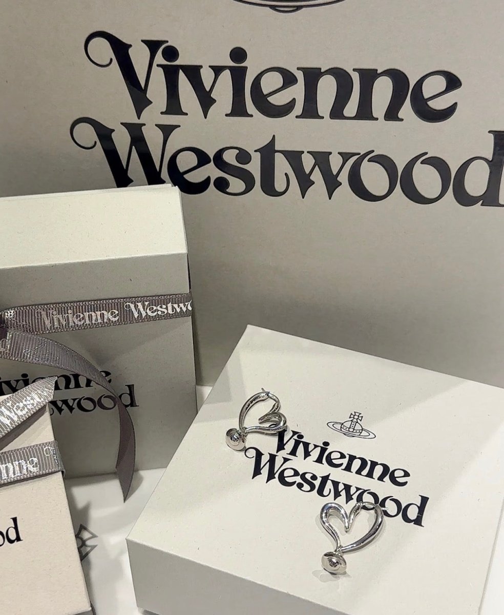 Vivienne Westwood Emily Earrings 愛心吊墜耳環 - Topickstore