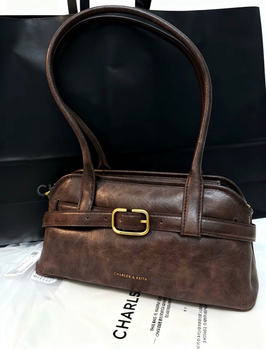 Charles & Keith Victoria 腰帶釦單肩包 - Topickstore