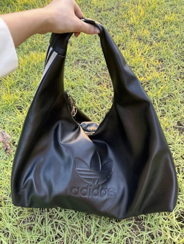 ADIDAS ORIGINALS 皮革大雲朵包 大容量單肩袋｜韓系鬆弛感 - Topickstore